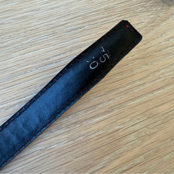 Vintage Red Leather Belt Gold Hardware Made in Spain Size 75/30 *I16 - Picture 12 of 13